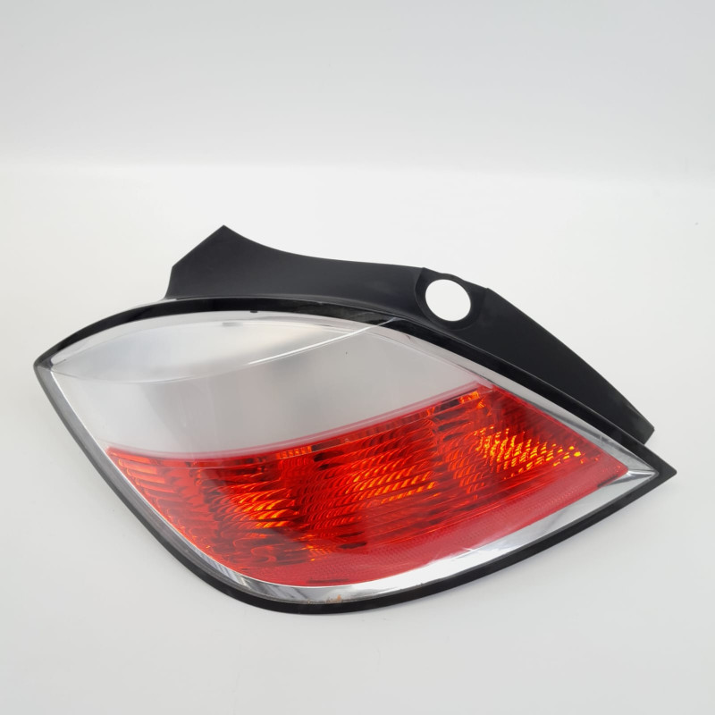 PILOTO TRASERO IZQUIERDO OPEL ASTRA H BERLINA 159727