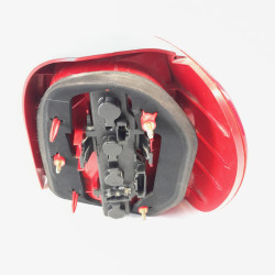 PILOTO TRASERO IZQUIERDO VOLKSWAGEN POLO III BERLINA (6N2) AUA964083