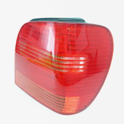 PILOTO TRASERO DERECHO VOLKSWAGEN POLO III BERLINA (6N2) AUA964083