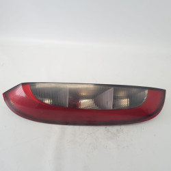 PILOTO TRASERO IZQUIERDO OPEL CORSA C 09114338