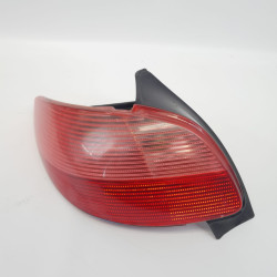 PILOTO TRASERO IZQUIERDO PEUGEOT 206 WJY2531G