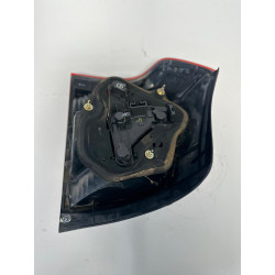 PILOTO TRASERO DERECHO TOYOTA COROLLA (E12) 1CDFTV8155102300