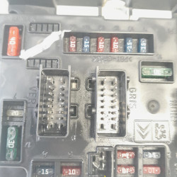 CAJA RELES / FUSIBLES CITROEN C5 BERLINA RHZDW10ATEDTIPO RHZ9641258080