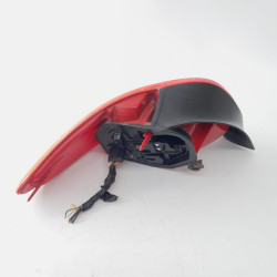 PILOTO TRASERO DERECHO PEUGEOT 206 MOTOR KFW2531D
