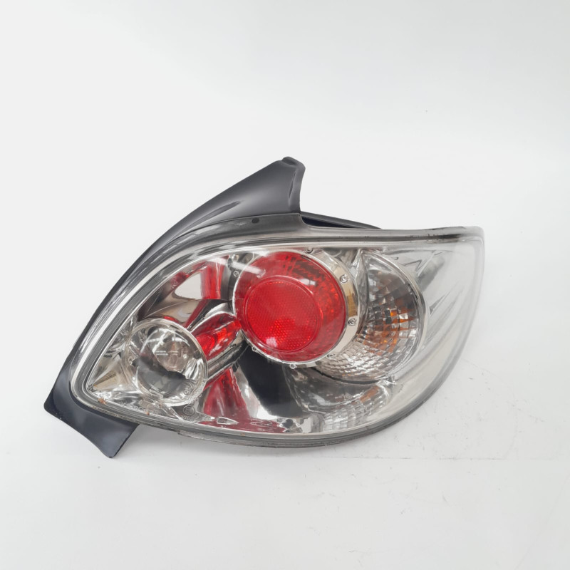 PILOTO TRASERO DERECHO PEUGEOT 206 RHY2531D