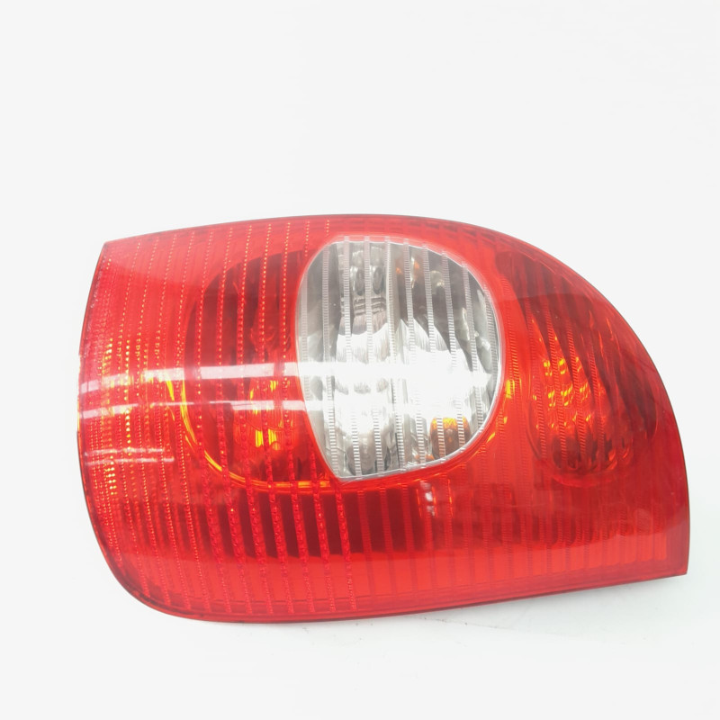 PILOTO TRASERO DERECHO CITROEN XSARA PICASSO 9HX9650005780