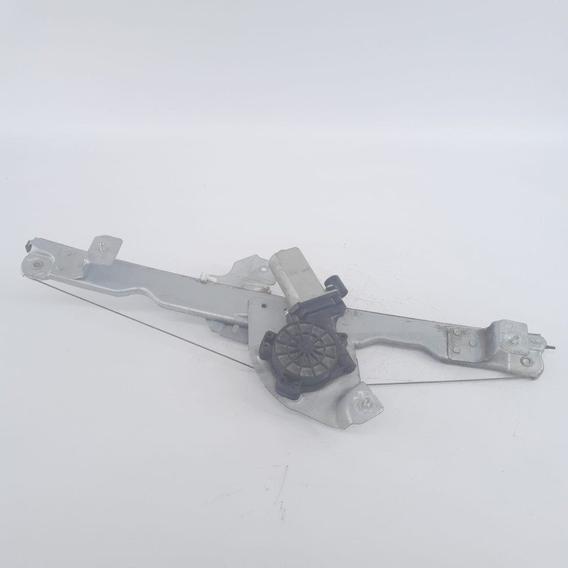 ELEVALUNAS DELANTERO DERECHO DACIA SANDERO D4F7328200733828