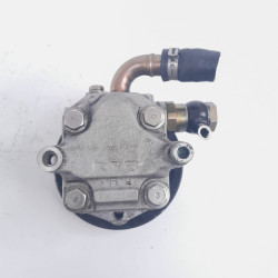 BOMBA DIRECCION VOLKSWAGEN PASSAT BERLINA (3B3) 8D0143177Q