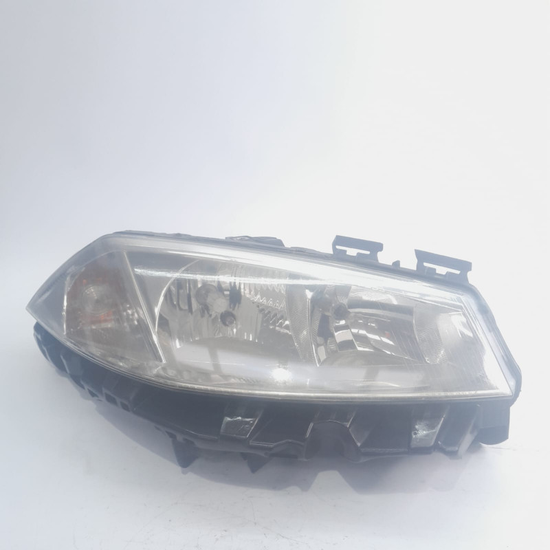 FARO DERECHO RENAULT MEGANE II BERLINA 5P 8200073221