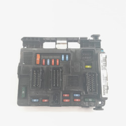 CAJA RELES / FUSIBLES CITROEN XSARA PICASSO D-RHY9643498880