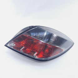 PILOTO TRASERO DERECHO OPEL ASTRA H BERLINA 24451834