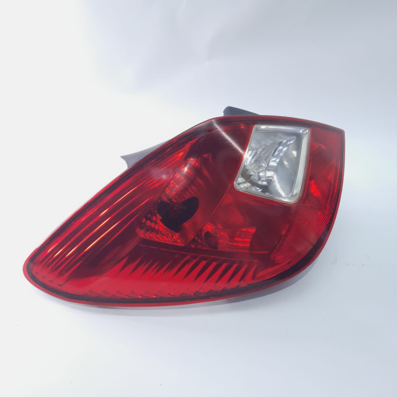PILOTO TRASERO IZQUIERDO OPEL CORSA D 93190950