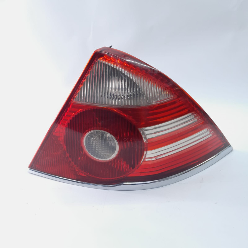 PILOTO TRASERO DERECHO FORD MONDEO BERLINA (GE) N7BA13404