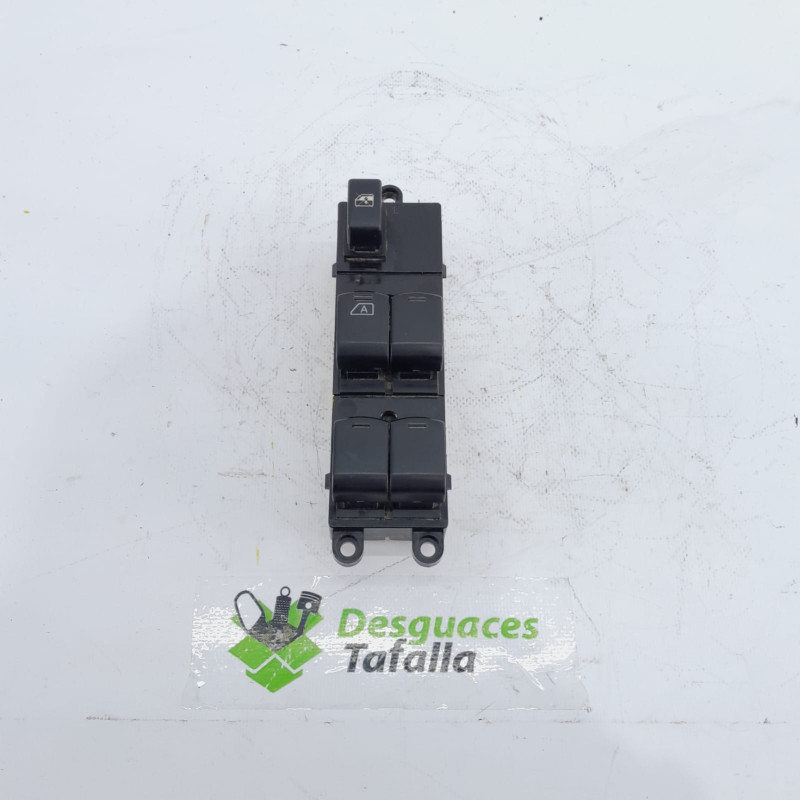 MANDO ELEVALUNAS DELANTERO IZQUIERDO NISSAN QASHQAI (J10) R9M25401BB65B