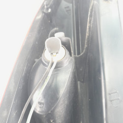 PILOTO TRASERO DERECHO NISSAN ALMERA TINO (V10M) YD22DDTTIPO YD2289303860