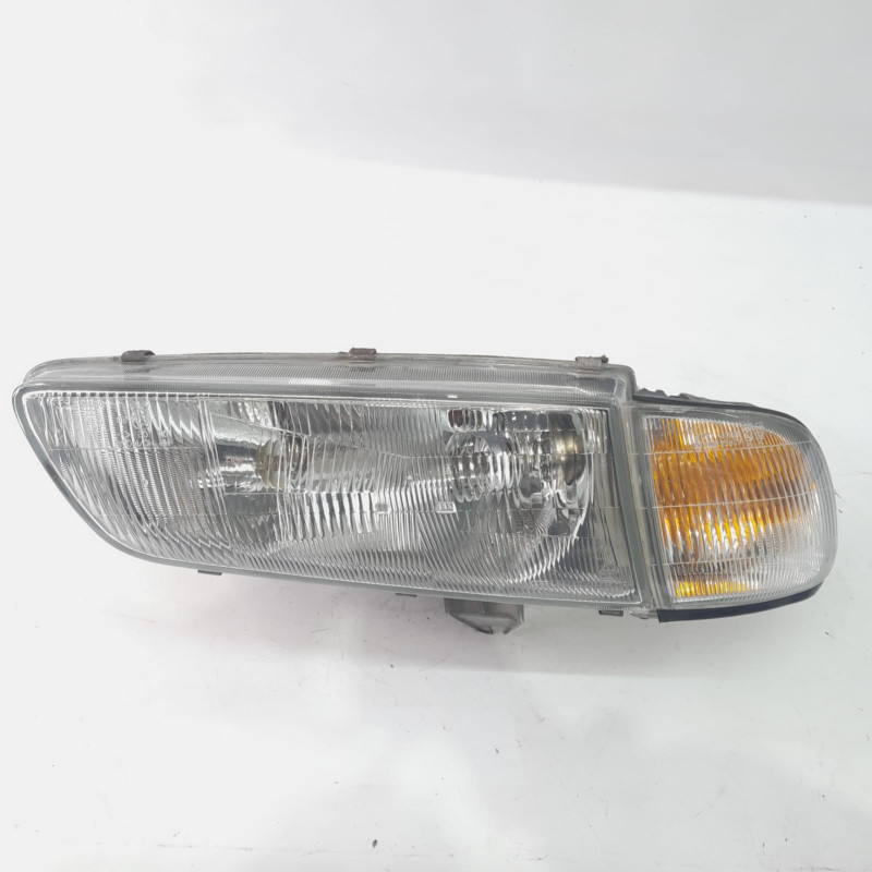 FARO DERECHO HYUNDAI H-1 () D4BF1012394