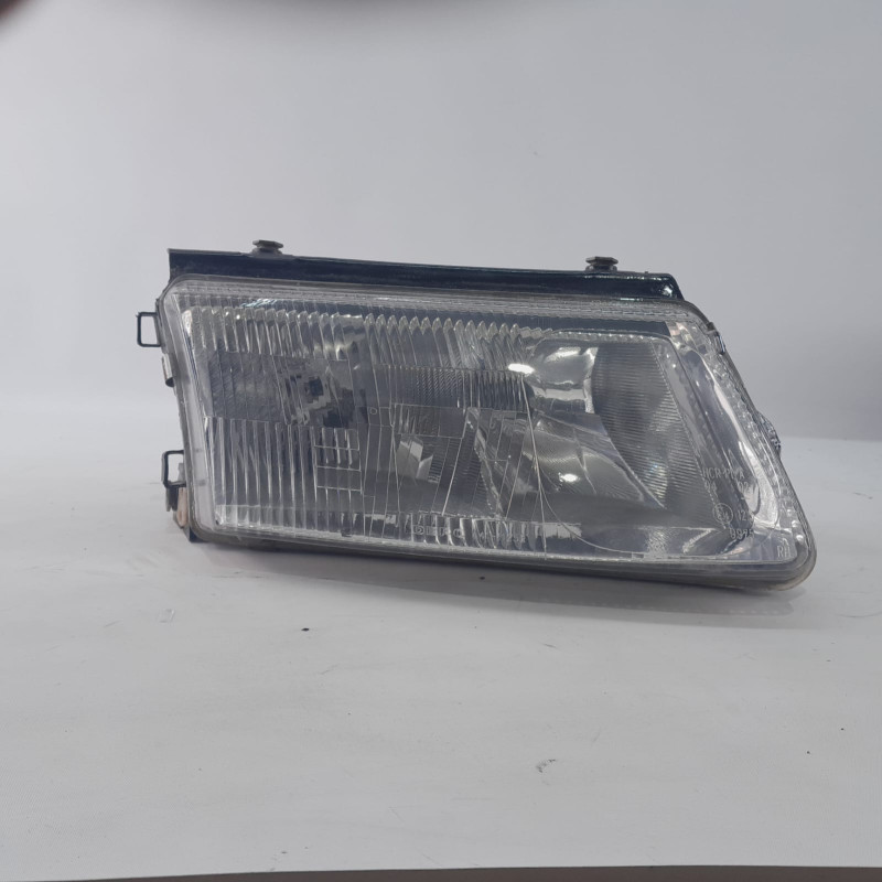 FARO IZQUIERDO VOLKSWAGEN PASSAT BERLINA (3B2)