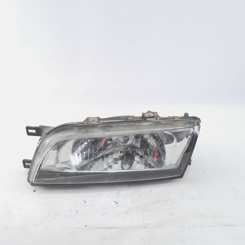 FARO DERECHO NISSAN ALMERA (N15) 5062177