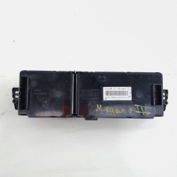 MANDO CLIMATIZADOR RENAULT MEGANE III BERLINA 5P K9K R8275103596