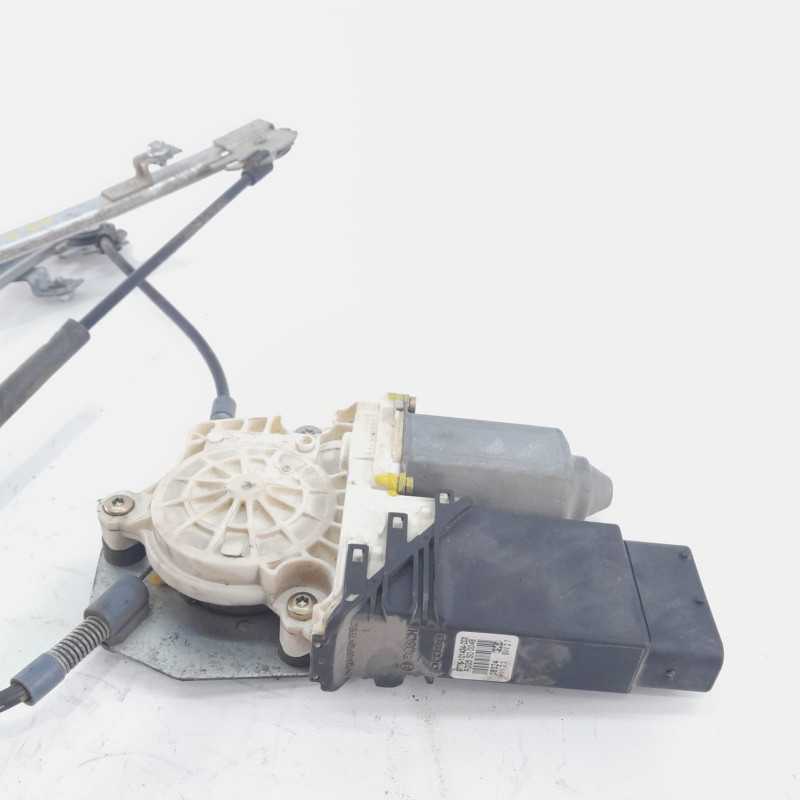 ELEVALUNAS DELANTERO DERECHO VOLKSWAGEN GOLF IV BERLINA (1J1)(10.1997) 9776101434203