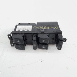 MOTOR ELEVALUNAS DELANTERO IZQUIERDO VOLKSWAGEN PASSAT BERLINA (3B2) AFN3B4959793