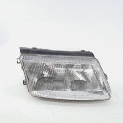 FARO DERECHO VOLKSWAGEN PASSAT BERLINA (3B2) 215461