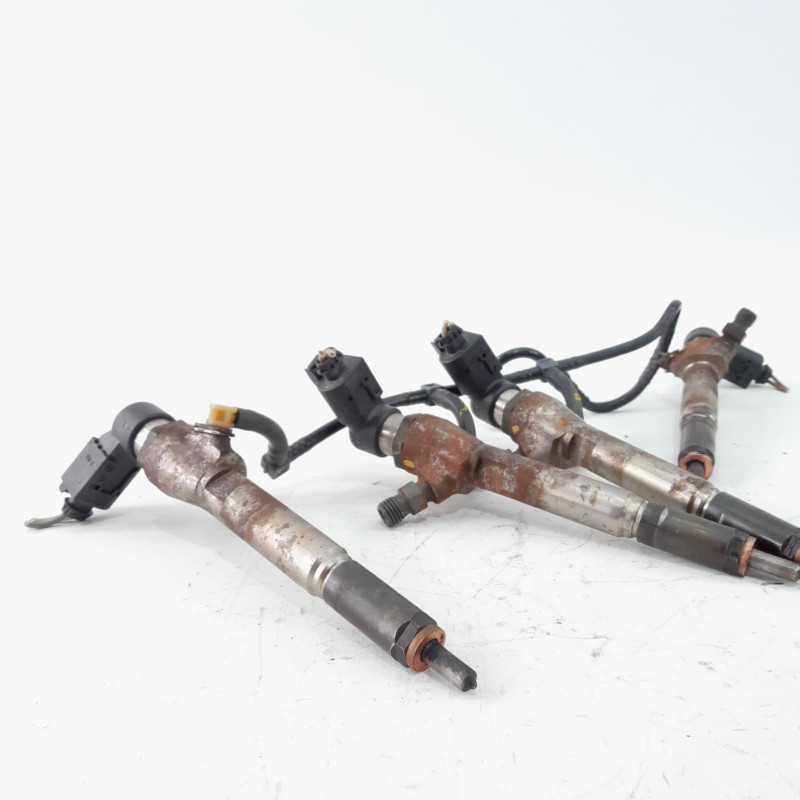 INYECTOR RENAULT MEGANE II BERLINA 3P 8200380253