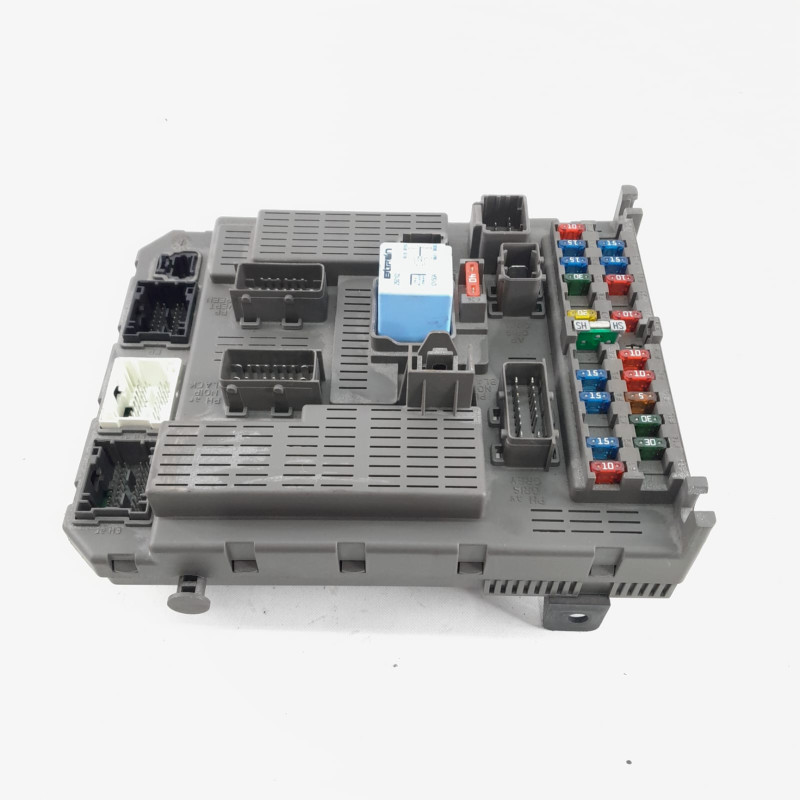 CAJA RELES / FUSIBLES CITROEN C5 BERLINA RHZDW10ATEDTIPO RHZ9637466180