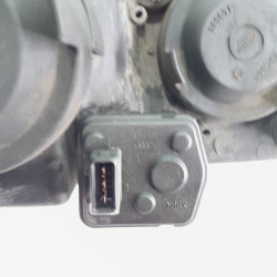 FARO IZQUIERDO VOLKSWAGEN PASSAT BERLINA (3B2) 14742500