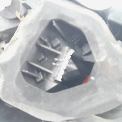 PILOTO TRASERO DERECHO OPEL CORSA D 89038959