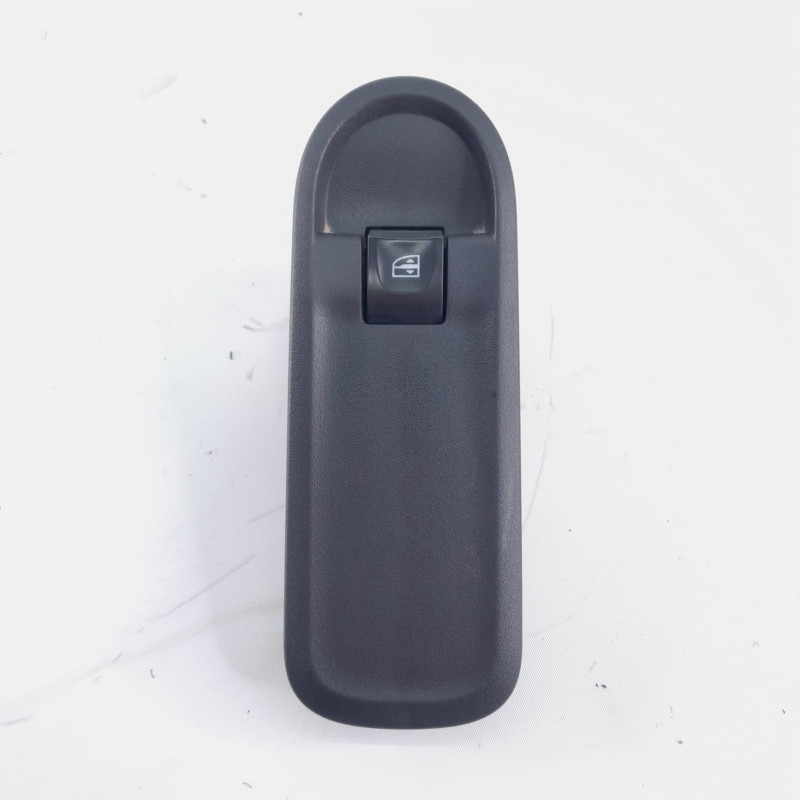 MANDO ELEVALUNAS DELANTERO DERECHO DACIA DUSTER I H4M D7809601386R