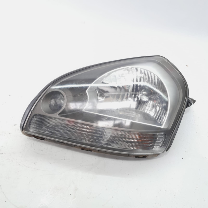 FARO DERECHO HYUNDAI TUCSON (JM) D4EAD 4EA-V921012E
