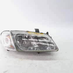 FARO DERECHO NISSAN ALMERA (N16/E) 89003331