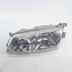 FARO IZQUIERDO HYUNDAI H-1 () 4BH921014A5