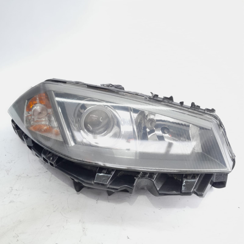 FARO DERECHO RENAULT MEGANE II BERLINA 5P 8200073226