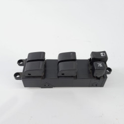 MANDO ELEVALUNAS DELANTERO IZQUIERDO NISSAN ALMERA (N16/E) YD22DDTYD222729