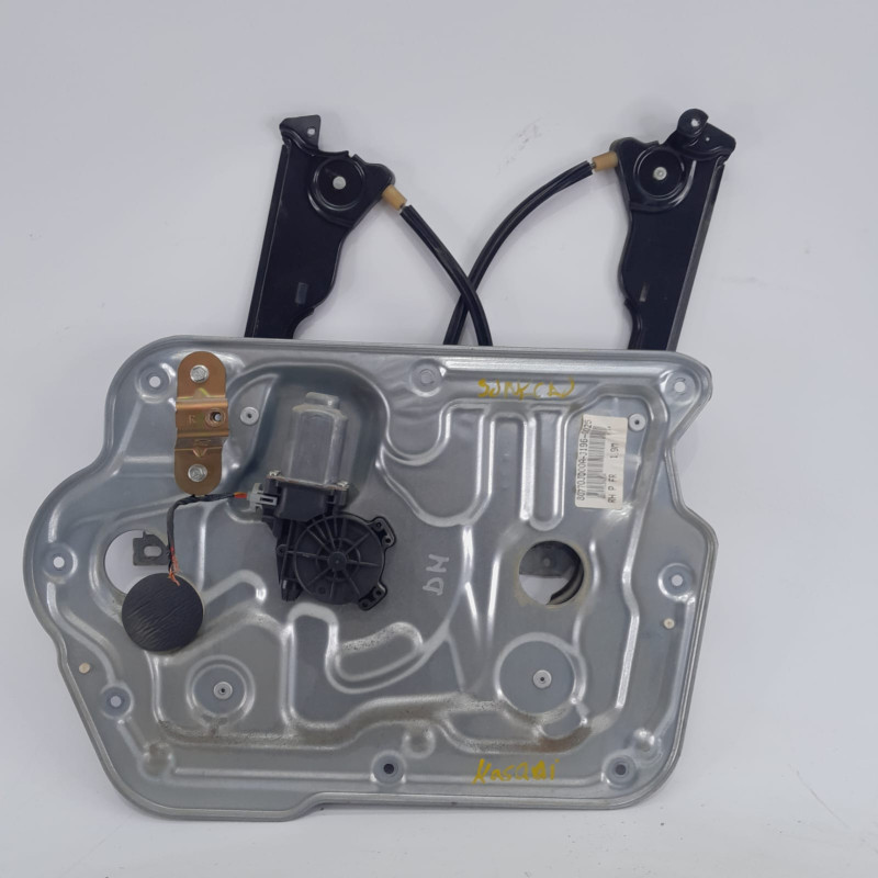 ELEVALUNAS DELANTERO DERECHO NISSAN QASHQAI (J10) MR20DE