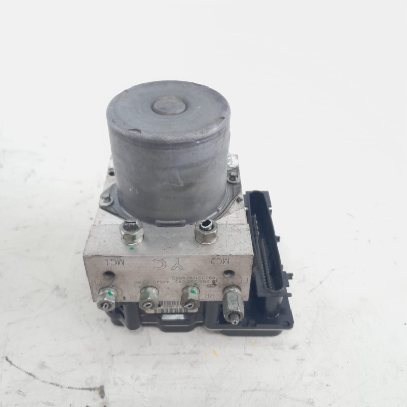 ABS TOYOTA AURIS (E15) 1NRFE1 NR0265951057