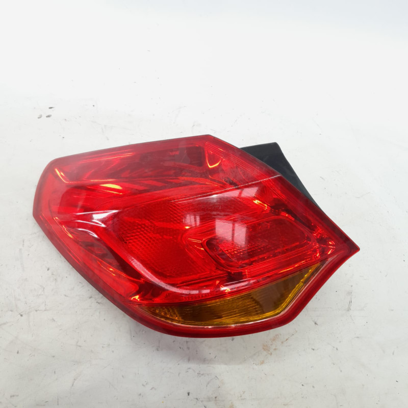 PILOTO TRASERO IZQUIERDO OPEL ASTRA J BERLINA 5P A17DTR1090098