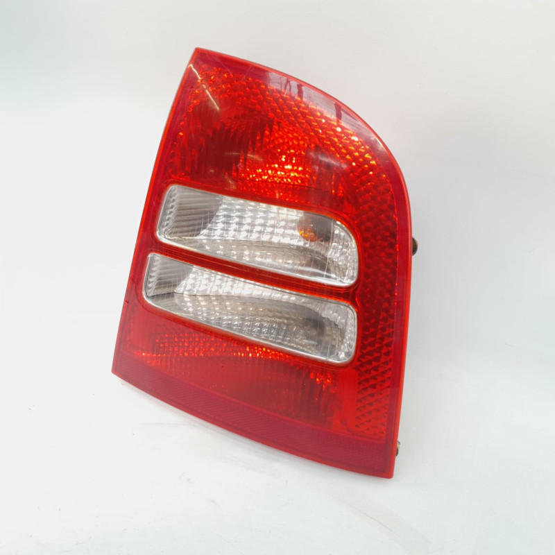 PILOTO TRASERO DERECHO SKODA OCTAVIA BERLINA (1U2) ALHYU3X 13440 BA