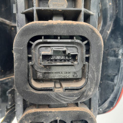PILOTO TRASERO IZQUIERDO DACIA DUSTER I K9K898K9K J8265550035R