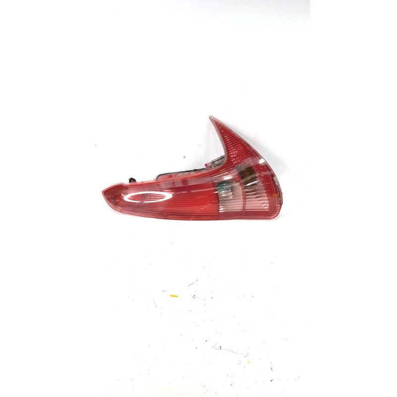 PILOTO TRASERO DERECHO PEUGEOT 206 SW 8HXDV4TD8HZ