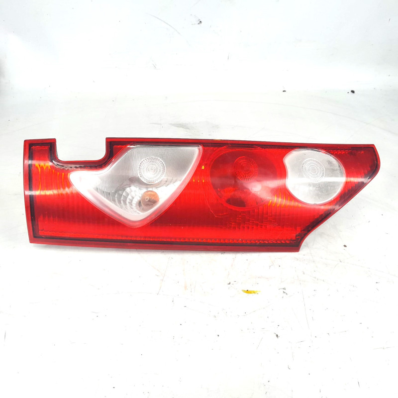 PILOTO TRASERO IZQUIERDO RENAULT KANGOO I (F/KC0) K9K714MOTOR K9K A8