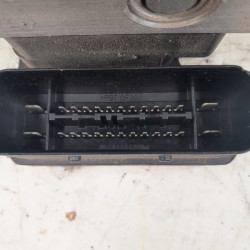 ABS FORD FOCUS BERLINA (CAP) G8DA10020700304