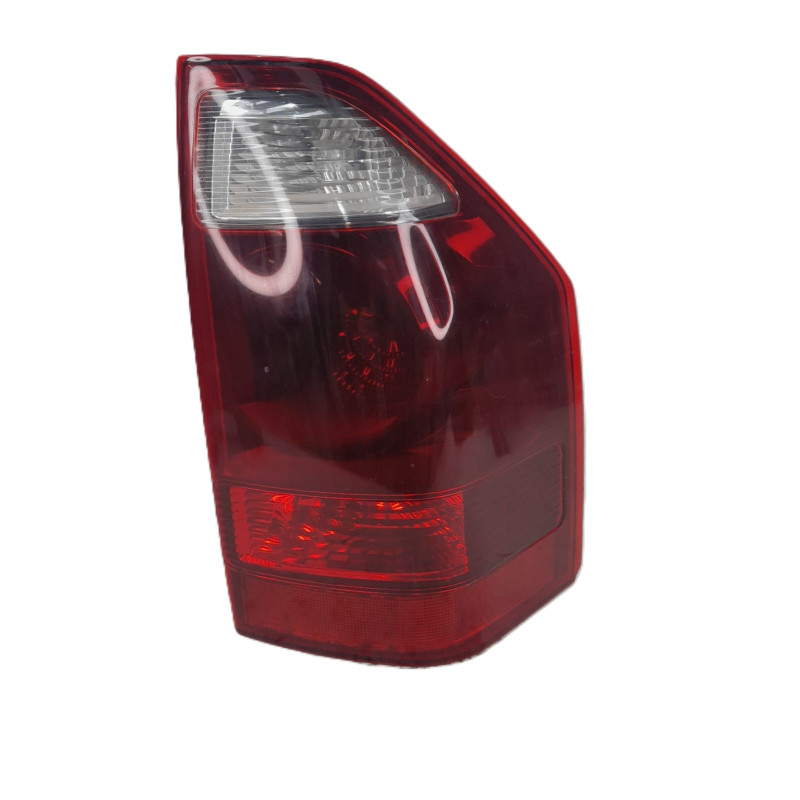 PILOTO TRASERO DERECHO MITSUBISHI MONTERO (V60/V70) 4M41