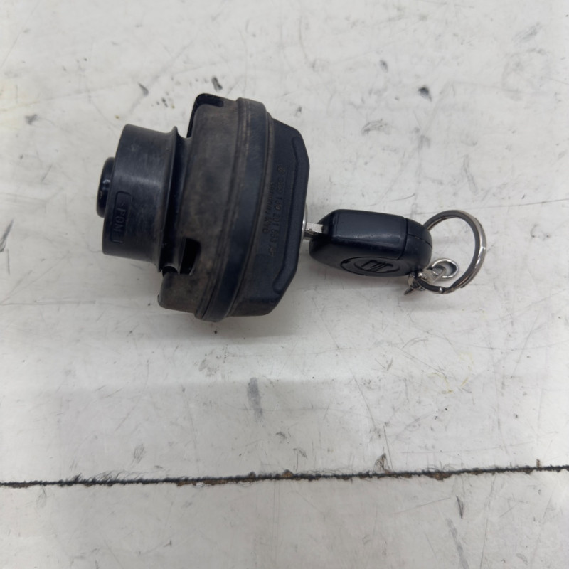 TAPON COMBUSTIBLE AUDI A4 BERLINA (B5) AVG