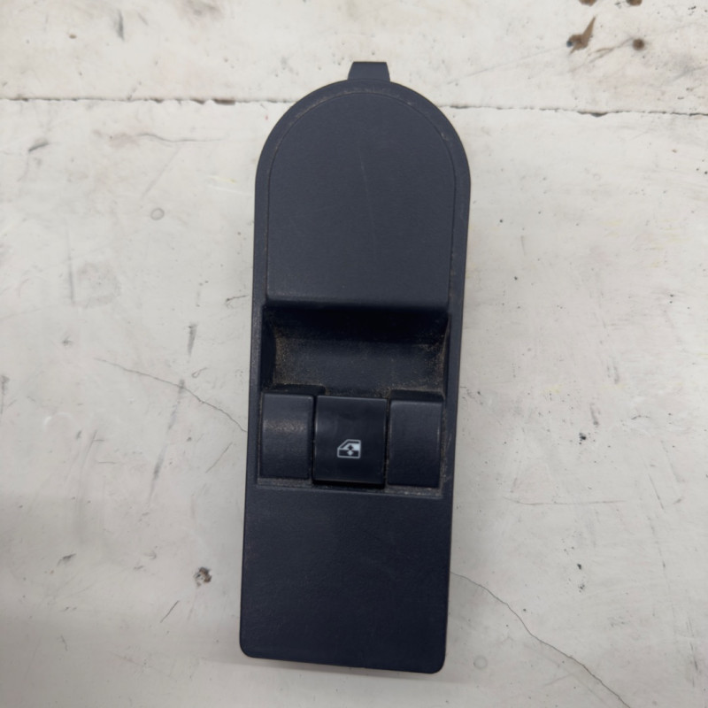 MANDO ELEVALUNAS DELANTERO DERECHO OPEL ZAFIRA A Y20DTH