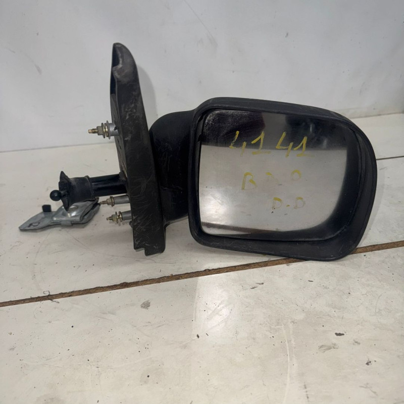 RETROVISOR DERECHO RENAULT  F8Q D6