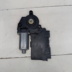 MOTOR ELEVALUNAS DELANTERO DERECHO AUDI A4 AVANT (8E) AVF