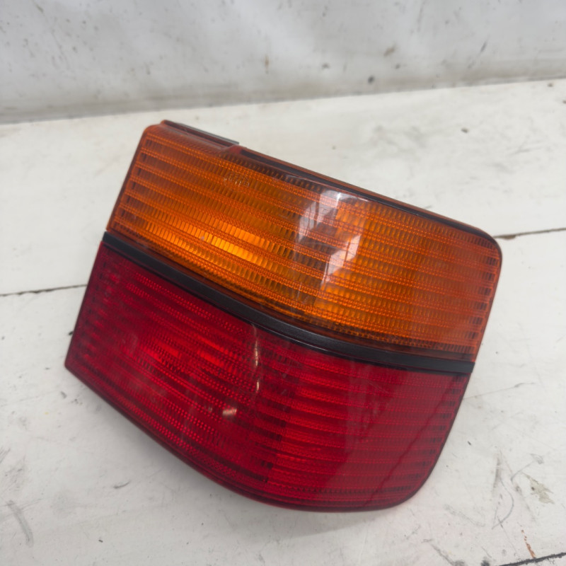 PILOTO TRASERO DERECHO VOLKSWAGEN VENTO (1H2) ABS